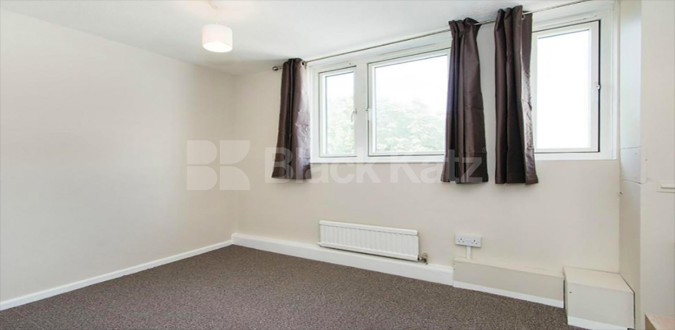 			LET , 4 Bedroom, 1 bath, 1 reception Apartment			 Amina Way, London Bridge/Bermondsey Borders